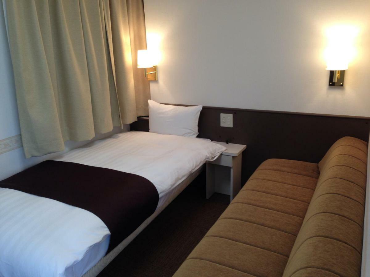 Hotel Sambancho Matsuyama  Esterno foto